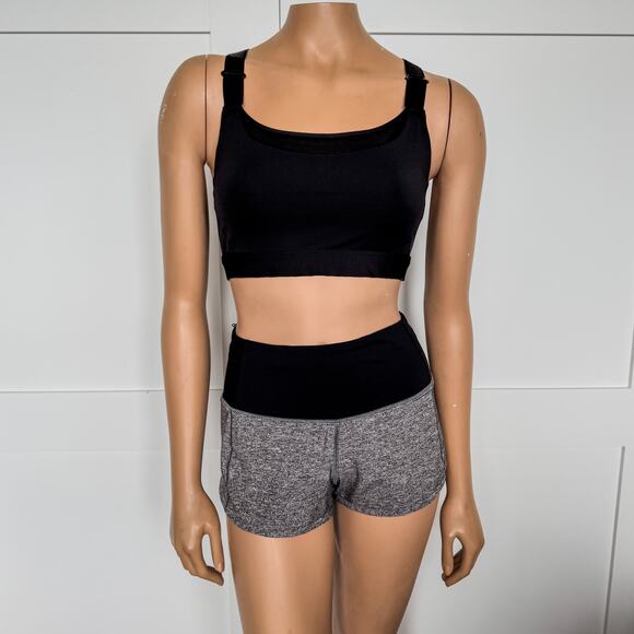 Lululemon, Women’s High Rise Speed Up Short 2.5" Heather Lux Black - Size 4 - Picture 1 of 7